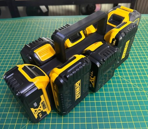 Koszyk na 8 Akumulatorów, Baterii do narzędzi DeWALT 18V i 54V Koszyk na 8 Akumulatorów, Baterii do narzędzi DeWALT 18V i 54V