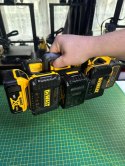 Koszyk na 8 Akumulatorów, Baterii do narzędzi DeWALT 18V i 54V