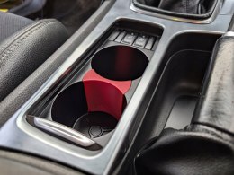 Przegroda / Separator do uchwytów na napoje do Ford Mondeo MK4 polift